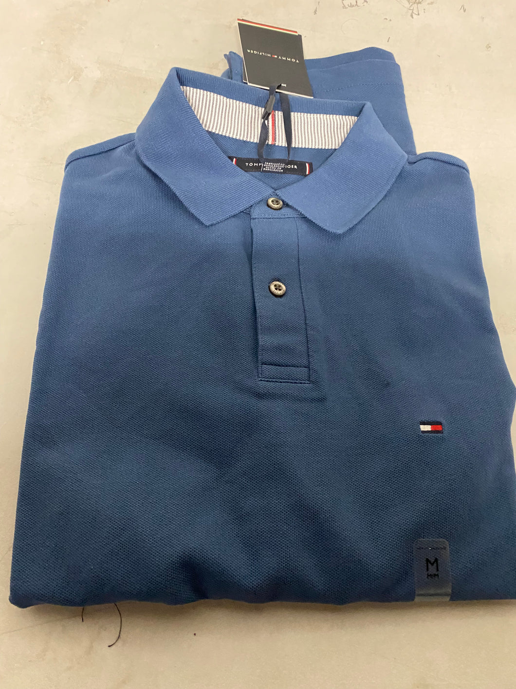 Tommy mens polo regular M 不包郵