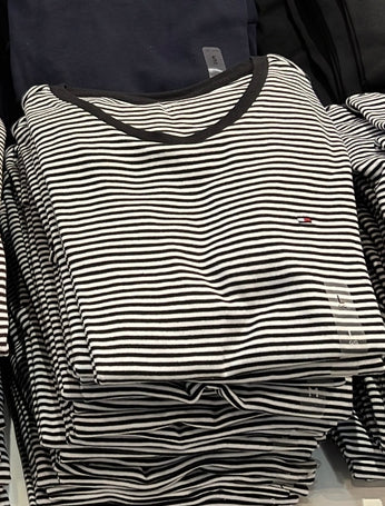 Tommy women tee M 不包郵