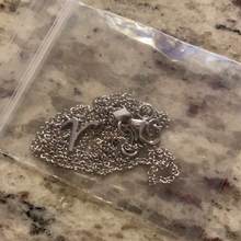 將圖片載入圖庫檢視器 MH letter necklace