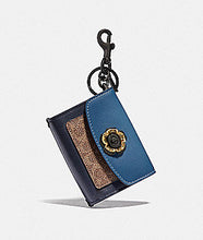 將圖片載入圖庫檢視器 Coach專門店mini Parker bag charm