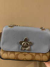 將圖片載入圖庫檢視器 ✈️Coach crossbody 不包郵 有瑕疵
