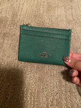 將圖片載入圖庫檢視器 Coach散子包
