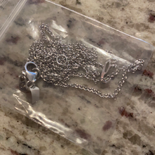 將圖片載入圖庫檢視器 MH letter necklace