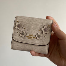 將圖片載入圖庫檢視器 Coach wallet 不包郵