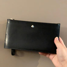 將圖片載入圖庫檢視器 KS retail wristlet 不包郵
