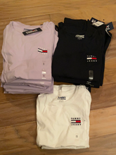 將圖片載入圖庫檢視器 Tommy tee