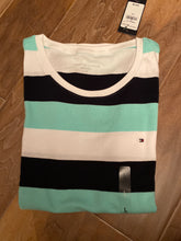 將圖片載入圖庫檢視器 Tommy women’s tee