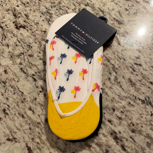 2 pair socks